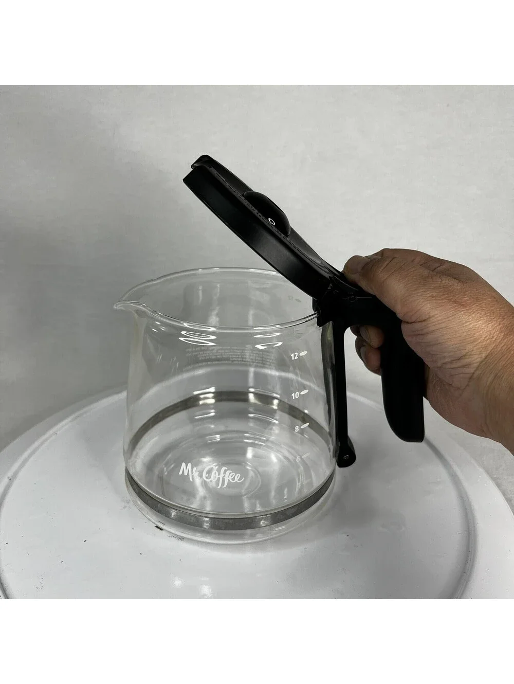 MR COFFEE 12-Cup Glass Carafe Pot Replacement with Black Lid & Handle